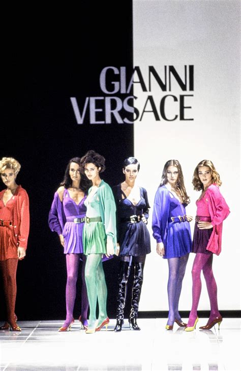 sfilata gianni versace|gianni versace fall 1991.